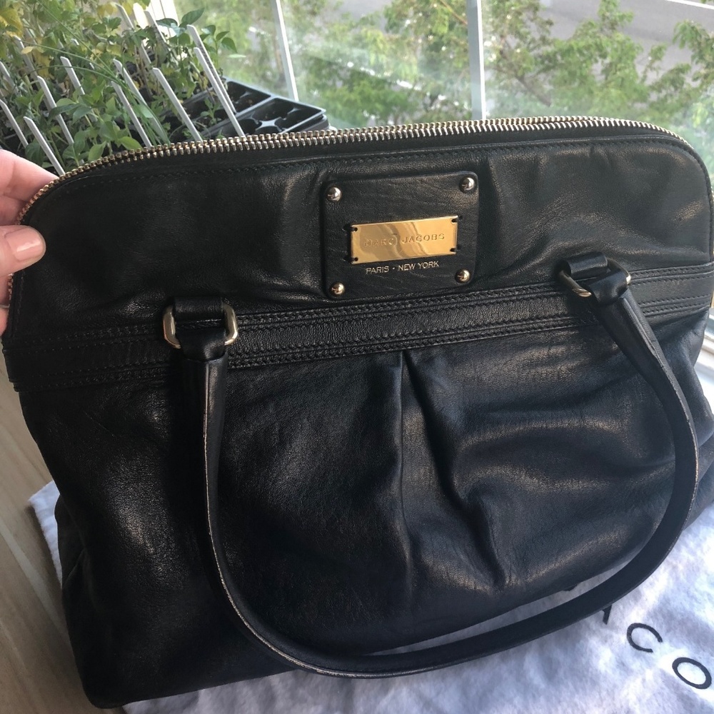 Marc Jacobs Black Leather Handbag